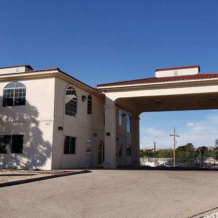 Travelodge By Wyndham Carlsbad Nm ภายนอก รูปภาพ