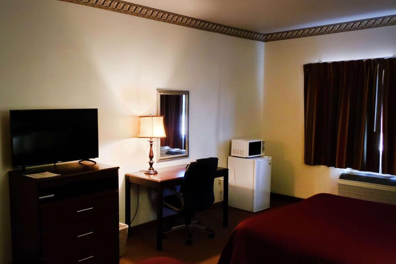 Travelodge By Wyndham Carlsbad Nm ภายนอก รูปภาพ