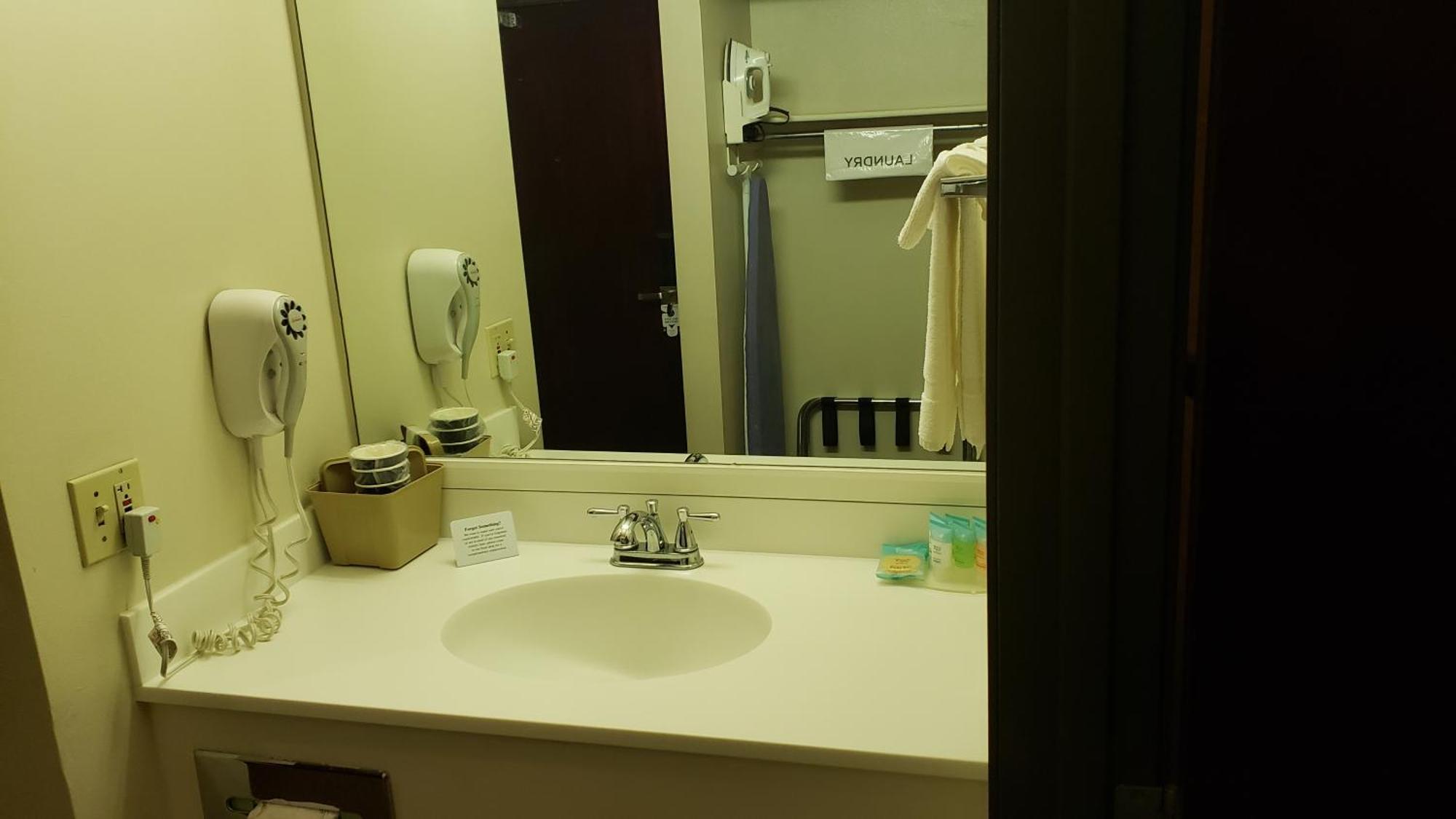 Travelodge By Wyndham Carlsbad Nm ภายนอก รูปภาพ