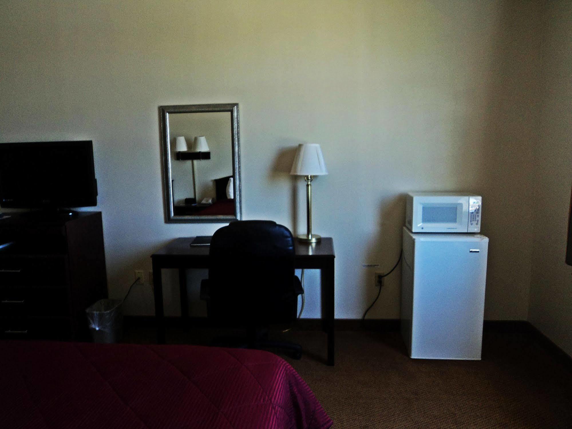 Travelodge By Wyndham Carlsbad Nm ภายนอก รูปภาพ