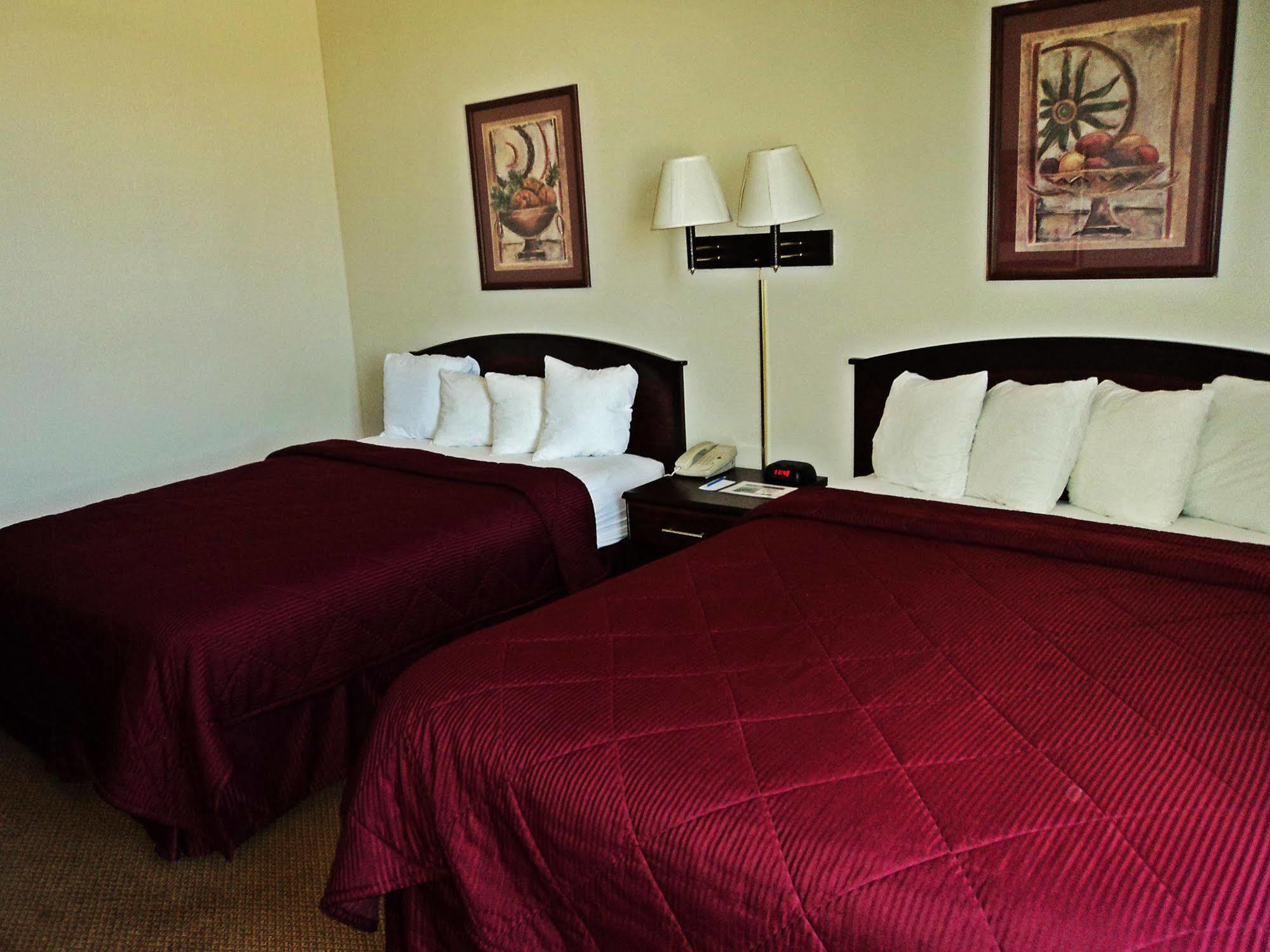 Travelodge By Wyndham Carlsbad Nm ภายนอก รูปภาพ