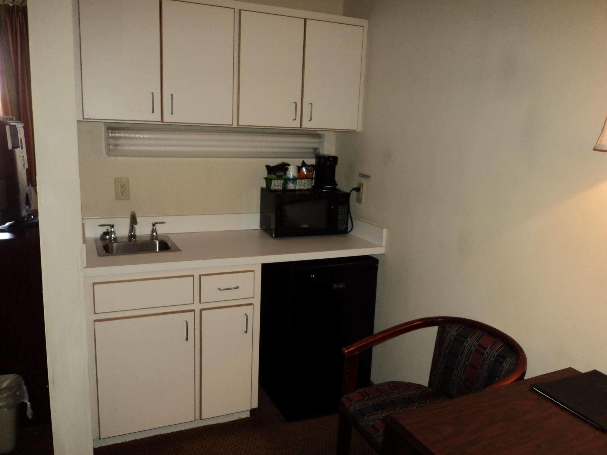 Travelodge By Wyndham Carlsbad Nm ภายนอก รูปภาพ